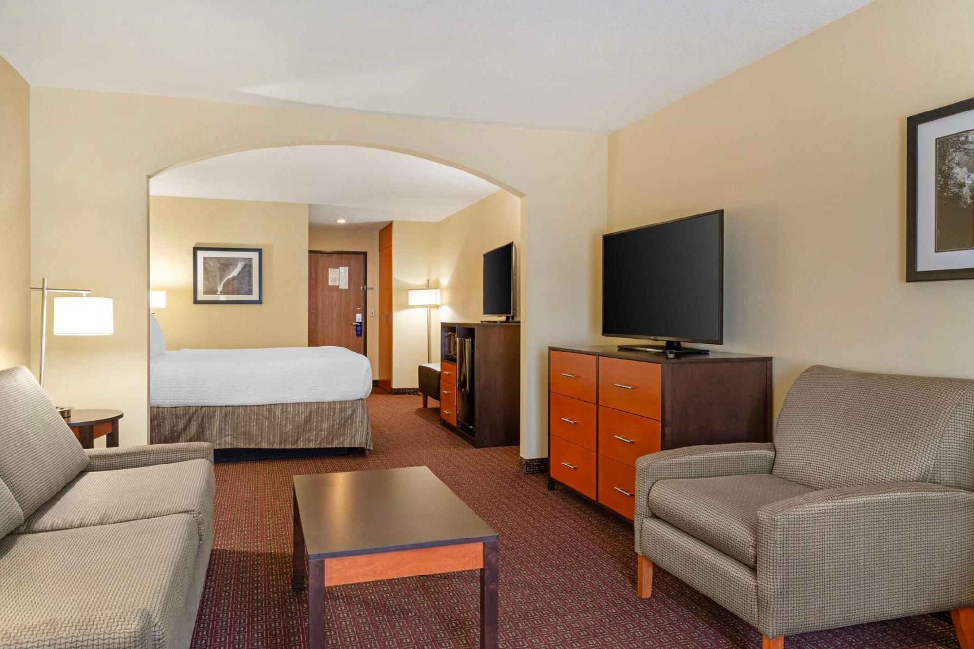 Best Western Cascade Inn & Suites Troutdale Exterior photo