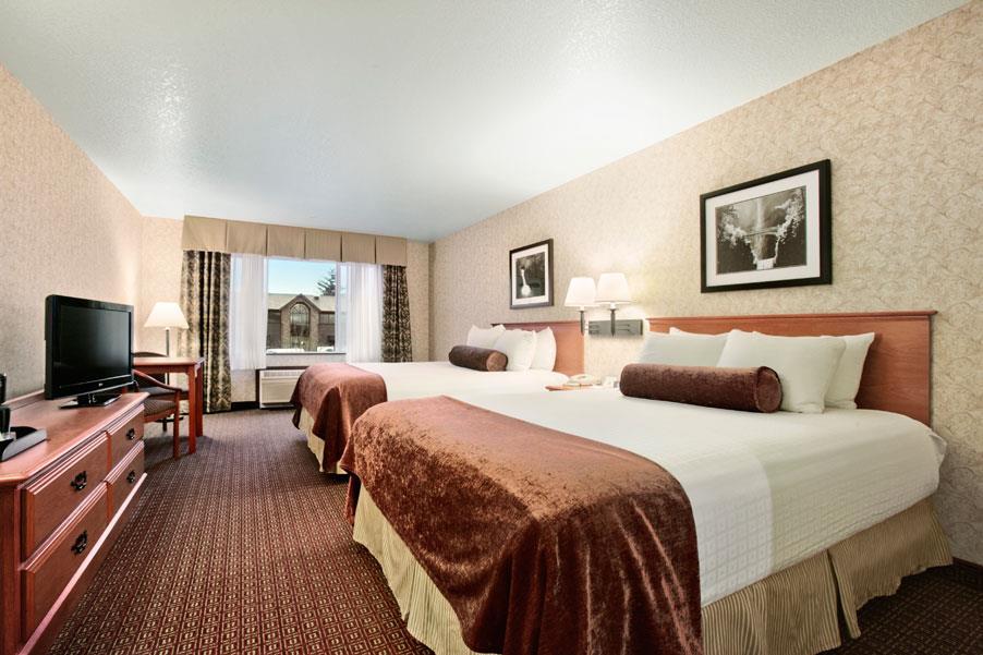 Best Western Cascade Inn & Suites Troutdale Room photo