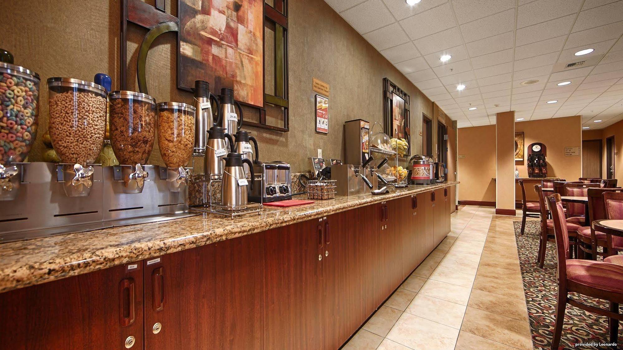Best Western Cascade Inn & Suites Troutdale Exterior photo